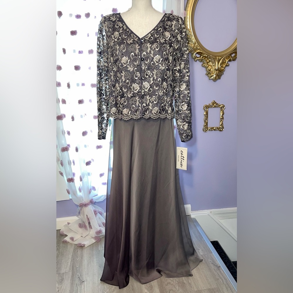 NWT Cattiva New York 2-piece Gown sz 16